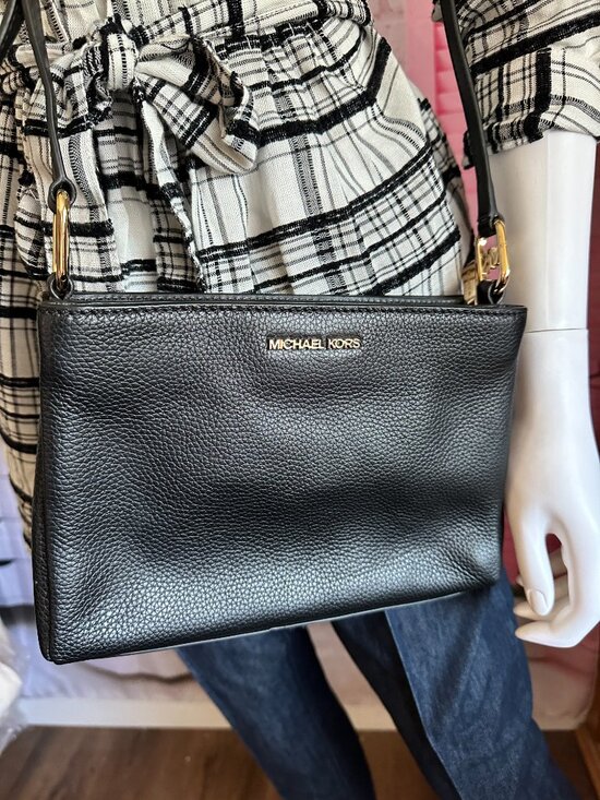 Michael Kors Handbags - Michael Kors Trisha Crossbody Bag Black Pebbled Leather with
COA